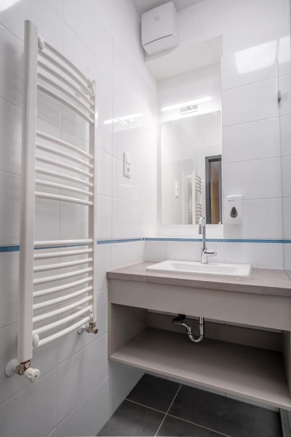 Szent Bernadett Csaladi Apartmanhaz Siófok Exteriör bild