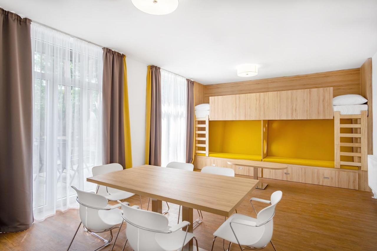Szent Bernadett Csaladi Apartmanhaz Siófok Exteriör bild