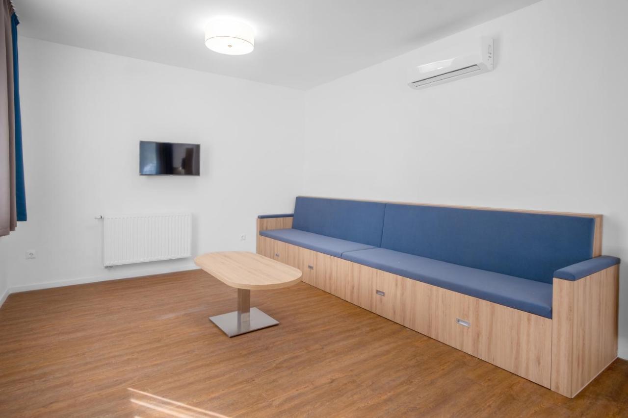 Szent Bernadett Csaladi Apartmanhaz Siófok Exteriör bild