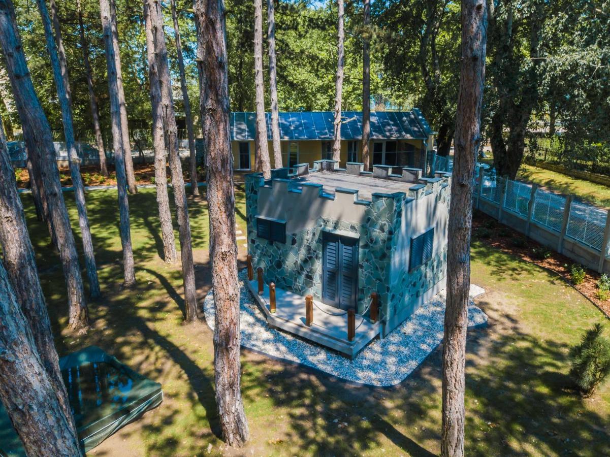 Szent Bernadett Csaladi Apartmanhaz Siófok Exteriör bild